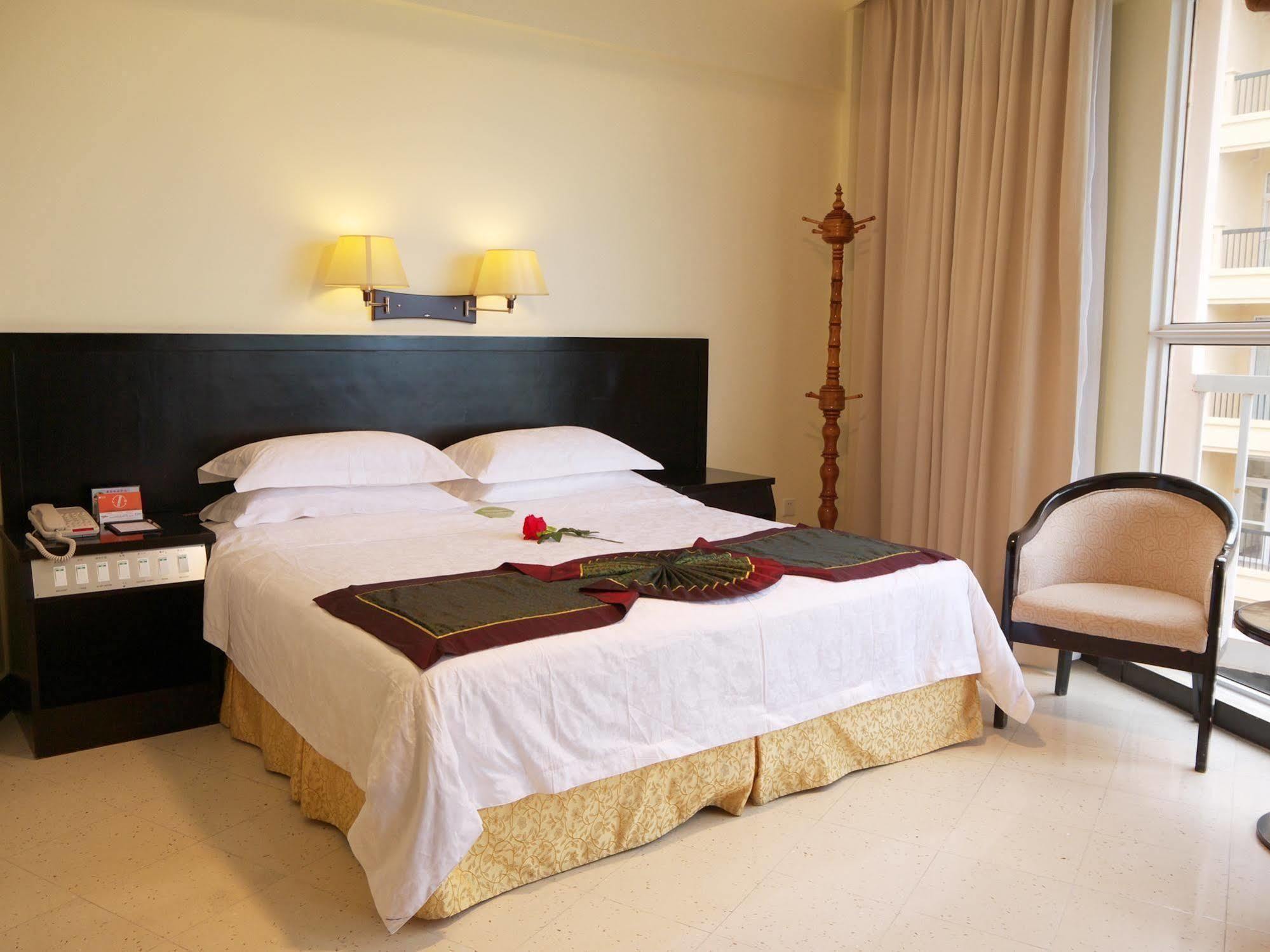 Sanya Jingwei Hotel - Sanya Esterno foto
